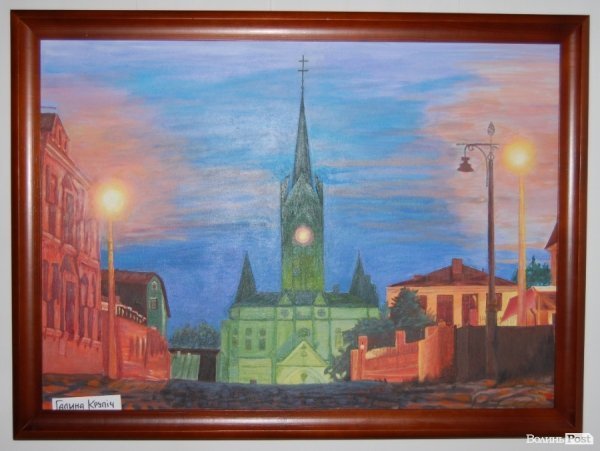 У луцькій мистецькій галереї – сотні дитячих малюнків. ФОТО 