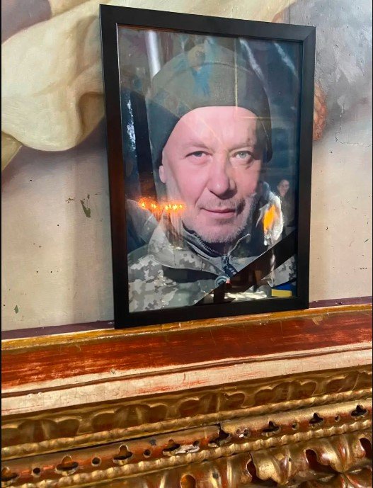 Волиняни провели в останню путь Героя Віктора Мівшука