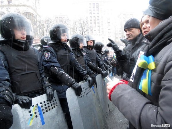 По різні боки щитів. НОТАТКИ ОЧЕВИДЦЯ. ФОТО