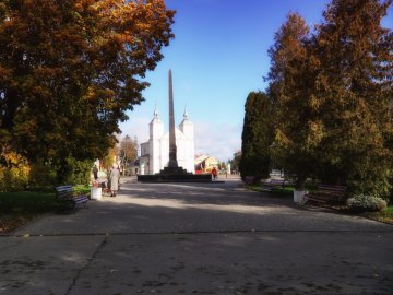 У Володимирі пропонують знести радянський обеліск