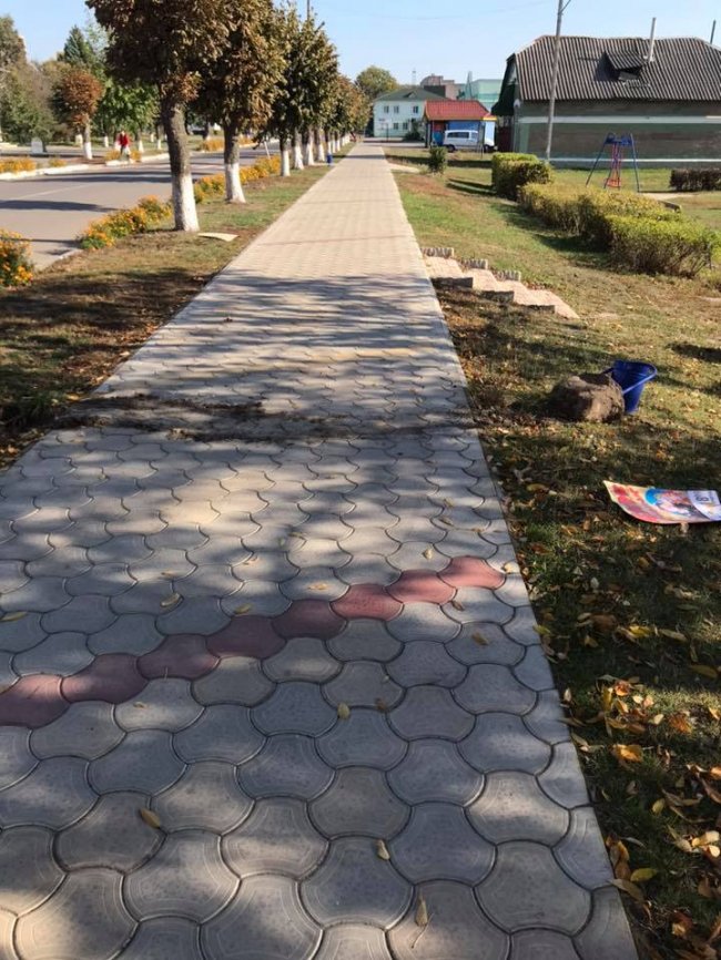 Вандали серед ночі зробили рейвах у центрі міста на Волині. ФОТО