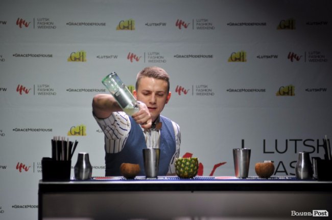 Свято краси і моди: як мийку в Луцьку перетворили на модний подіум