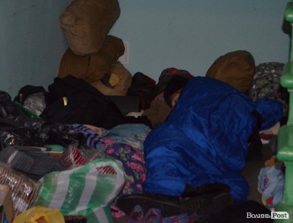 Як ночує луцький Євромайдан. ФОТО