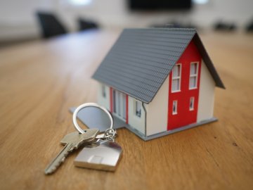 Іпотека чи розстрочка: як вигідніше придбати квартиру*
