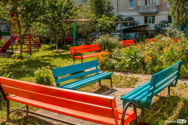 «Хто живе на ЛПЗ, тому у житті везе»: день на луцькому районі контрастів. ФОТО