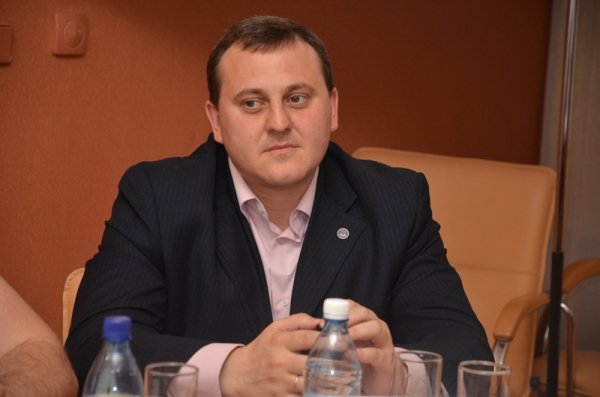 «Суд має бути народним, а не державним» - круглий стіл у Луцьку. ФОТО