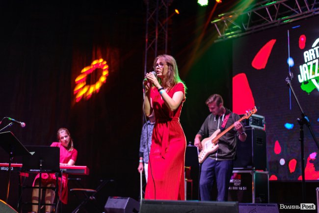 Запальне закінчення літа з Art Jazz: як у Луцьку минув другий день фестивалю