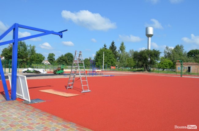 Спорт у кожну громаду: у Княгининку добудовують «крутий» стадіон