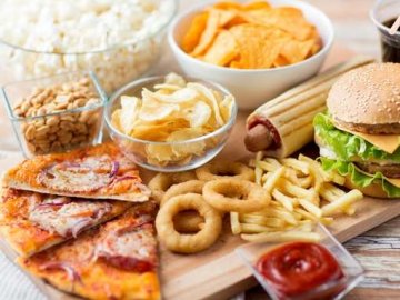 Відомий лікар розповів про небезпеку трансжирів, які масово споживають українці