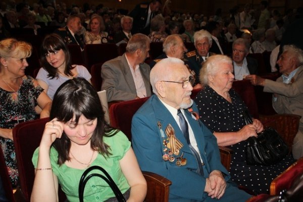 Для волинських ветеранів заспівав Народний артист. ФОТО