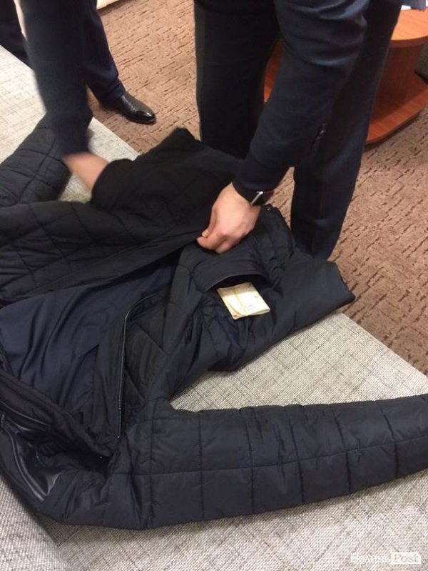 У Києві на хабарі погорів начальник управління поліції ФОТО^