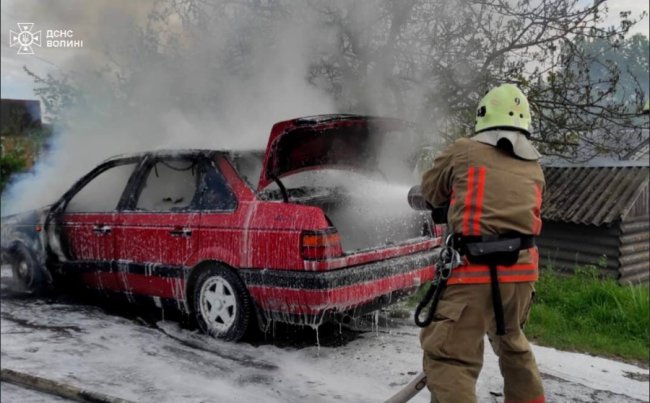 На Волині горів автомобіль