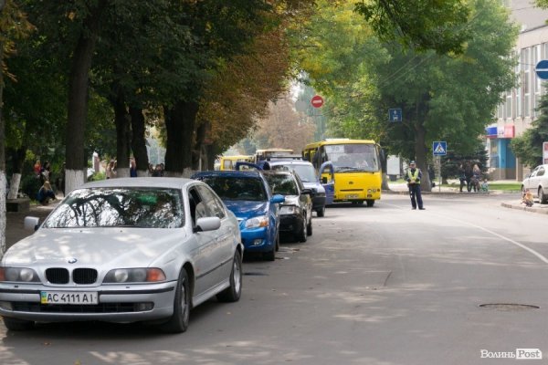 Янукович у Луцьку: засилля міліції і величезні затори. ФОТО