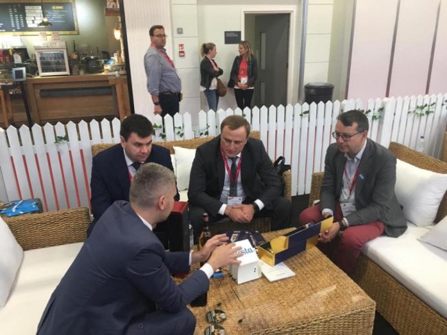 Луцьку горілку представили на виставці в Лондоні. ФОТО