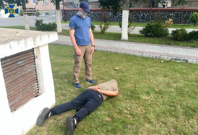 На Волині СБУ затримала банду, яка тероризувала місцевих жителів і легальний бізнес