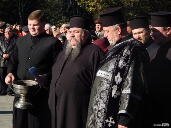 У Луцьку вшанували пам'ять загиблих у Другій світовій. ФОТО