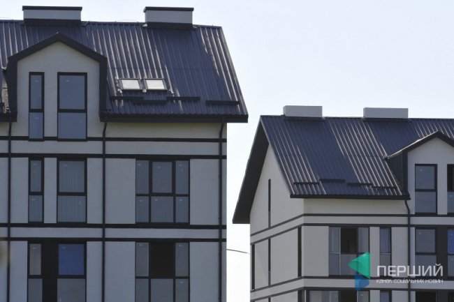 Мансарда – це красиво: як зробити похилу стелю в домі*