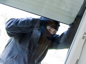 Злодій-гастролер за день «обчистив» дві квартири у Луцьку