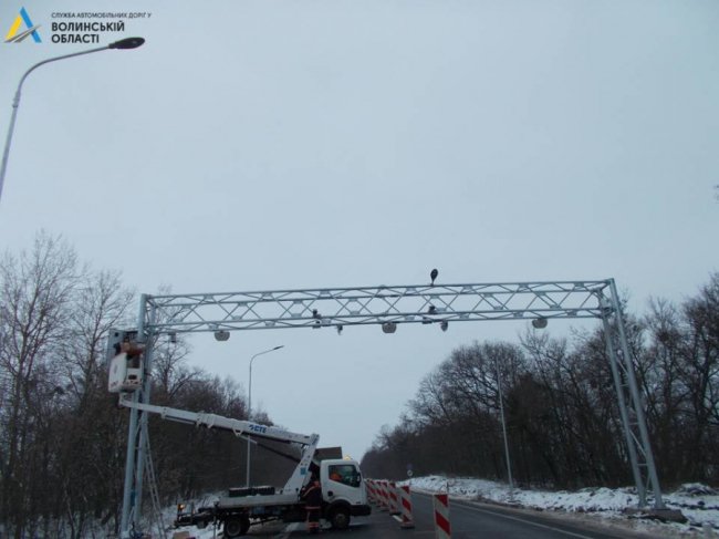 На Волині уже тестують систему для зважування вантажівок під час руху. ФОТО