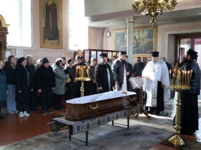 Волиняни провели в останню путь Героя Олександра Ханова