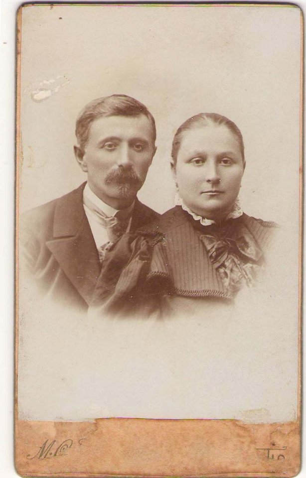 Мешканці повітового міста Дубно на ретросвітлинах