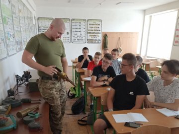 Молодий ветеран війни з Харківщини став вчителем на Волині