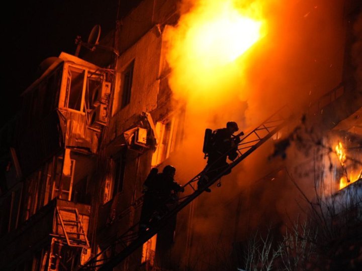 Росія вдарила дроном по багатоповерхівці у Запоріжжі