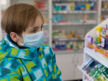 В Україні прийняли закон про штрафи за продаж ліків дітям