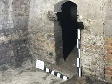 Археологи закінчують розкопки крипт Кафедрального Собору Святої Трійці у Луцьку