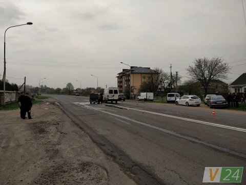 Під Луцьком зіткнулися дві автівки. ФОТО