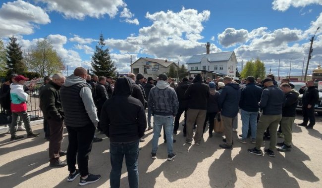 Протести шахтарів на Волині: люди не пускають на роботу нового керівника «Волиньвугілля»