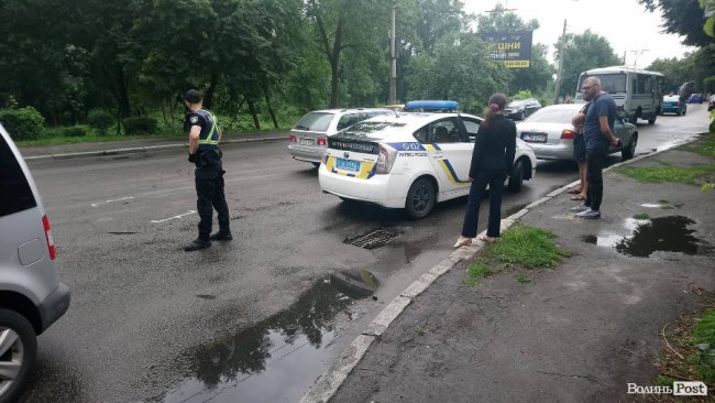 У центрі Луцька – аварія. ФОТО