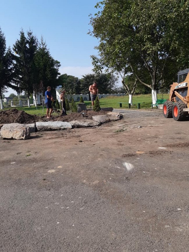 У Жидичині із землі «ростимуть» куполи монастиря