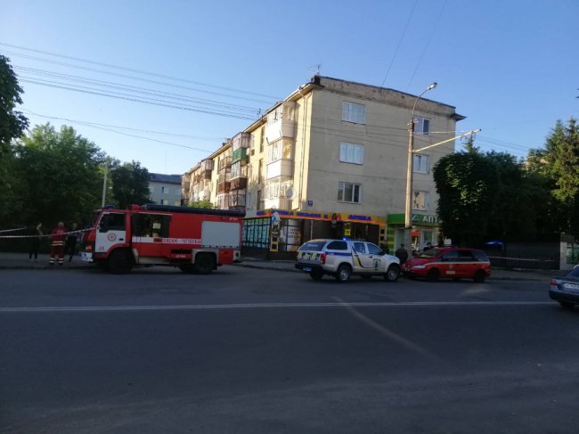 Повідомили про замінування житлового будинку в Луцьку – людей евакуювали. ФОТО
