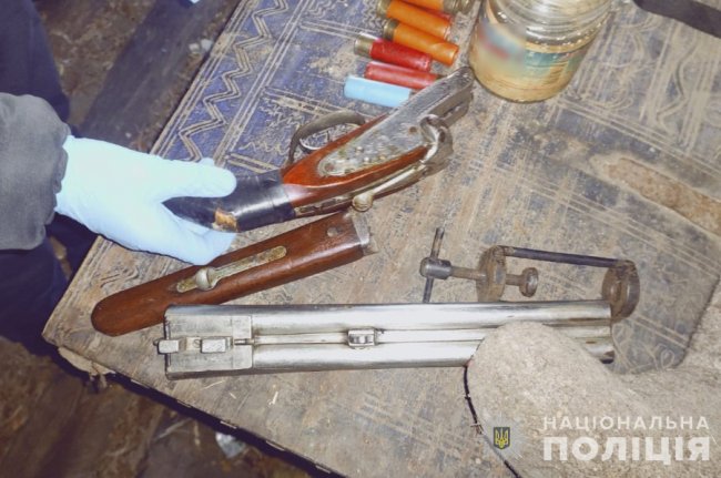 На Волині у дебошира вилучили зброю та боєприпаси