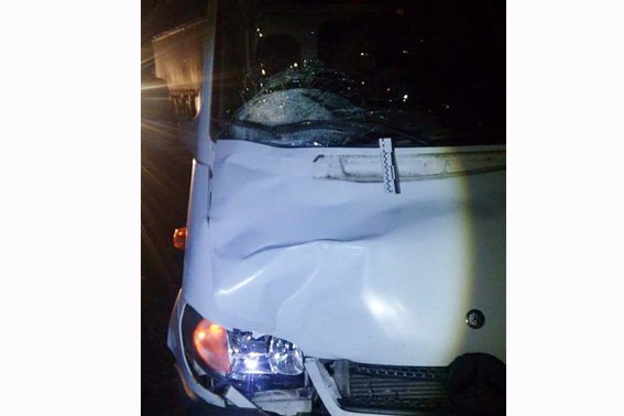 Поблизу Рівного Mercedes на смерть збив жінку