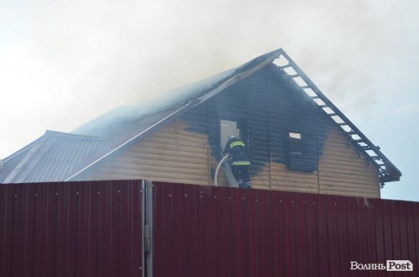 Пожежа під Луцьком: горіли Озерецькі бані. ФОТО
