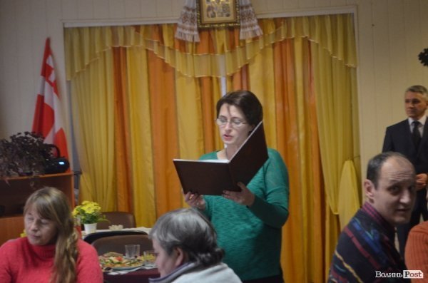 Неповносправним лучанам вручили продуктові набори. ФОТО