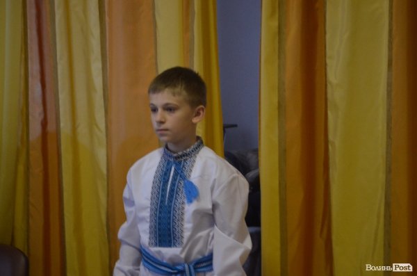 Неповносправним лучанам вручили продуктові набори. ФОТО