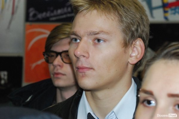 У Луцьку показали, як зробити спектакль «голими руками». ФОТО