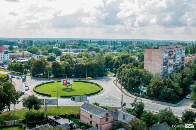 Яскравий фасад та неймовірні краєвиди: як будують  ЖК «Caramel Residence» у Луцьку*