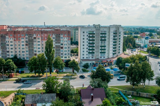 Яскравий фасад та неймовірні краєвиди: як будують  ЖК «Caramel Residence» у Луцьку*