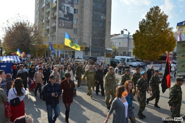 Марш героїв у Луцьку. ФОТО. ВІДЕО