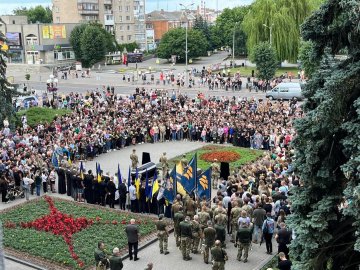 На Волині попрощалися з двома Героями – Олександром Філоном та Русланом Ілюшиком. ФОТО