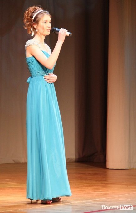 Луцьк відгуляв шкільні випускні. ФОТО