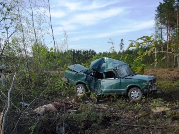 Смертельна аварія на Рівненщині: загинула жінка-водій. ФОТО. ВІДЕО