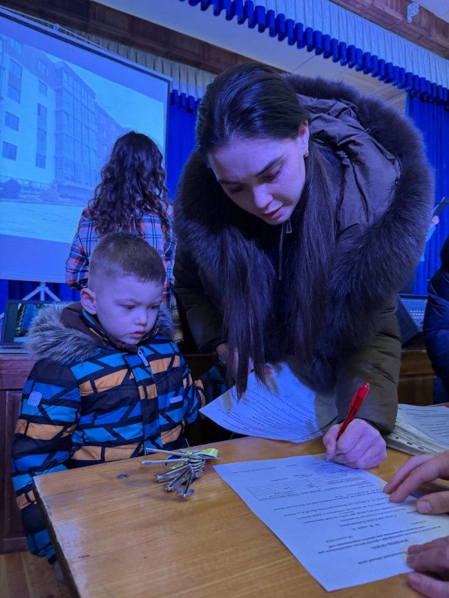 На Волині 67 родин переселенців отримали квартири у новобудові. ФОТО