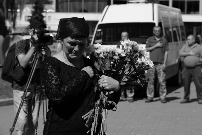 У Луцьку в останню дорогу провели Героя Юрія Кушніра