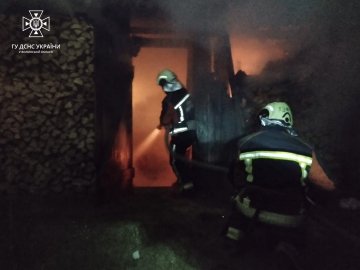 На Волині горіли житловий будинок та солома. ФОТО