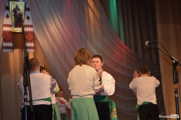 У Луцьку особливі люди демонстрували свої таланти.ФОТО